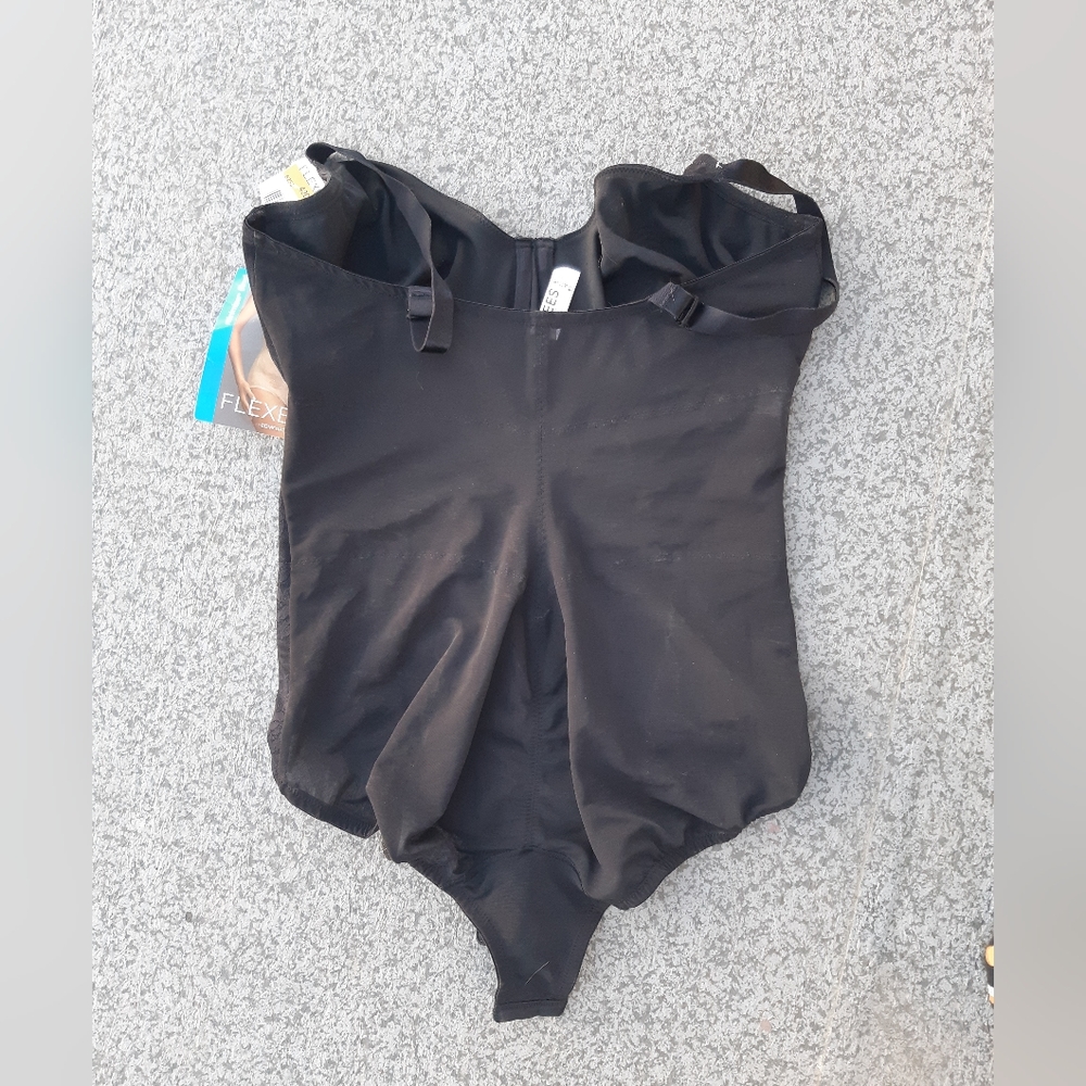 Bodysuit - Picture 10 of 13